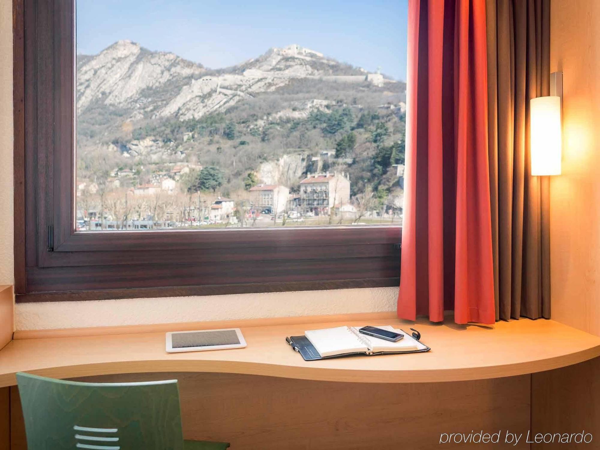 Ibis Grenoble Gare Otel Dış mekan fotoğraf